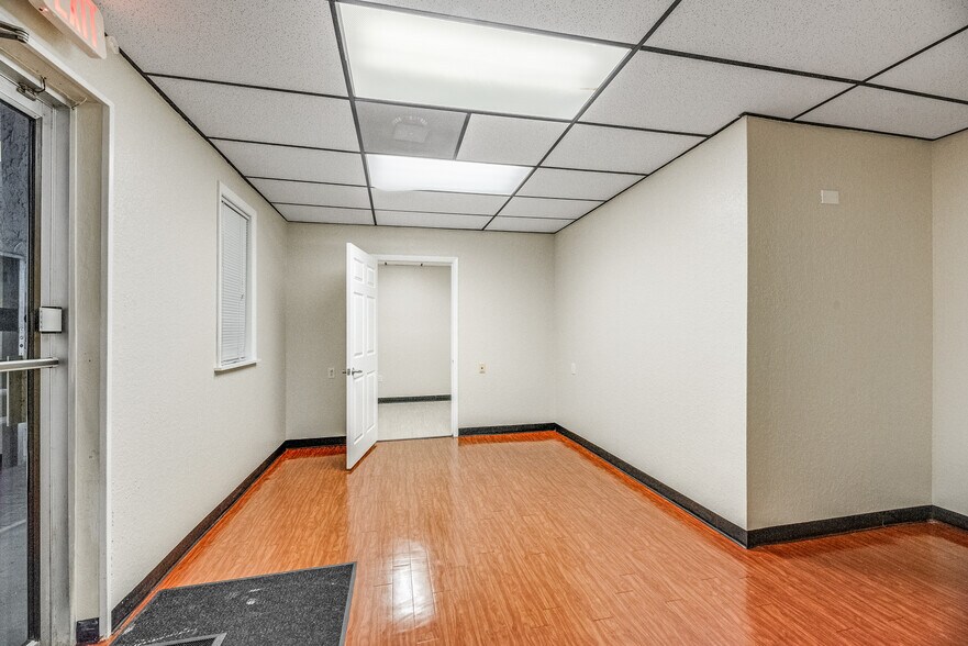 More Photos Of 255 Fortenberry Rd, Merritt Island Medical For Sale