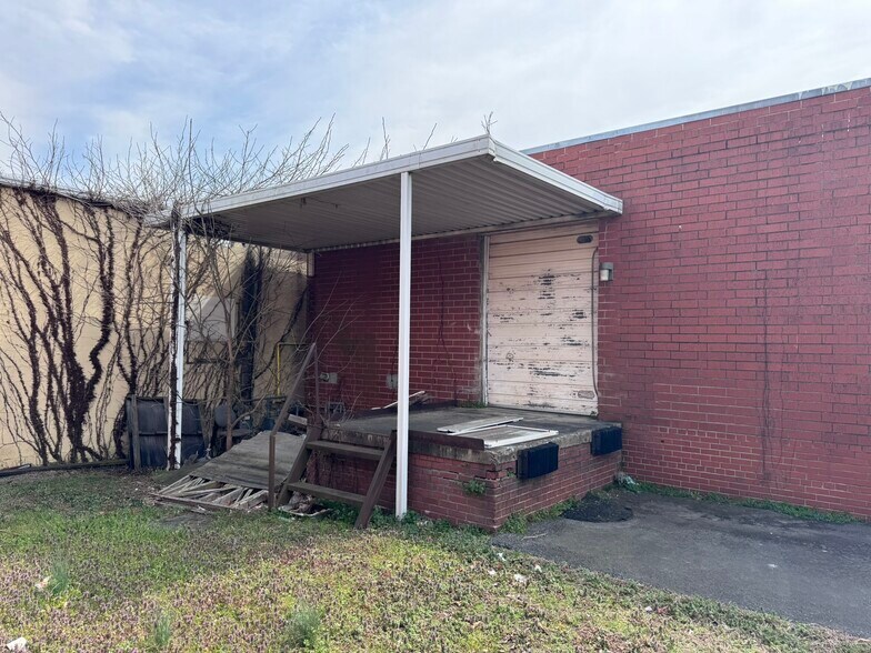 More Photos Of 1012 N Raleigh St, Greensboro Industrial For Sale