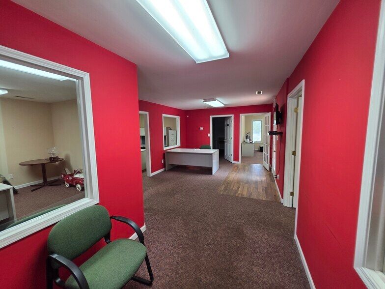 More Photos Of 5502 Reidville Rd, Moore General Retail For Sale