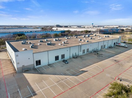 More Photos Of 13988 Diplomat Dr, Dallas Research And Development For Lease