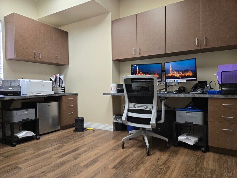 More Photos Of 13555 Automobile Blvd, Clearwater Medical For Lease