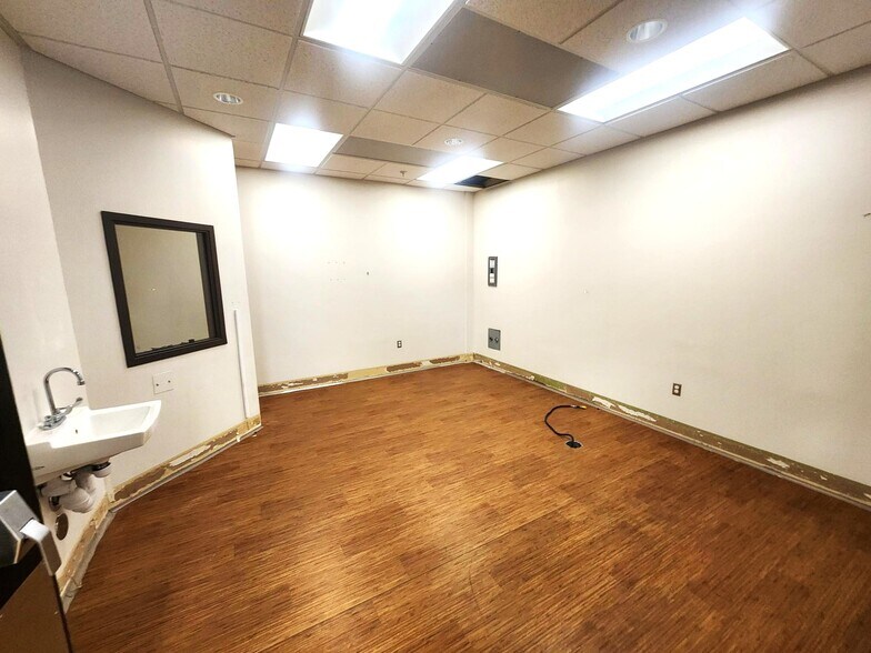 More Photos Of 2035 S Pueblo Blvd, Pueblo Freestanding For Lease