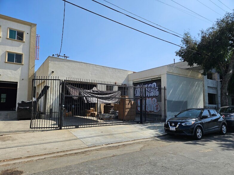 More Photos Of 746 E 17th St, Los Angeles Industrial For Lease