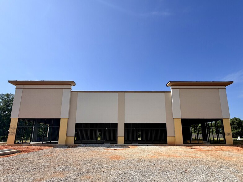 More Photos Of Slack Street & Weston Road, Pea Ridge Storefront Retail Office For Lease