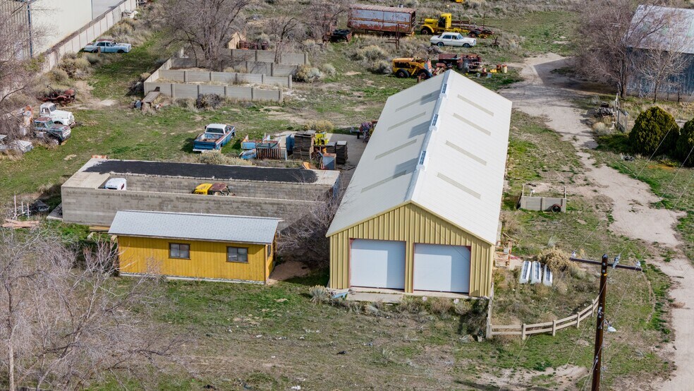 More Photos Of 609 E H St, Tehachapi Warehouse For Sale