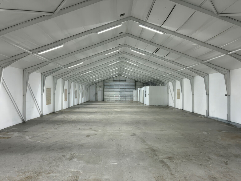 More Photos Of 11118 S Cleveland Ave, Fort Myers Warehouse For Sale