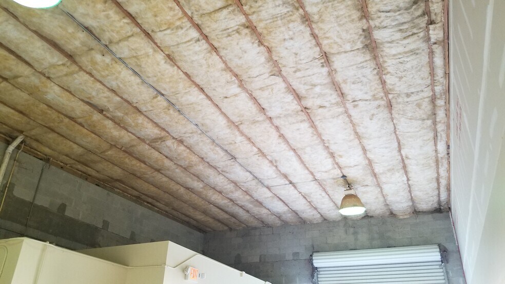 More Photos Of 932 NE 24th Ln, Cape Coral Light Manufacturing For Lease