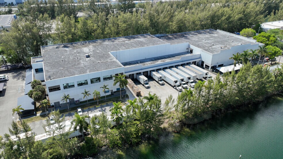 More Photos Of 1500 NW 95th Ave, Miami Warehouse For Lease