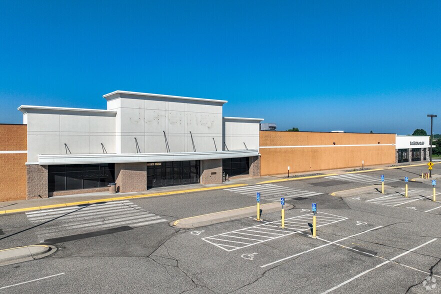 More Photos Of 13541-13579 Grove Dr, Maple Grove Unknown For Lease