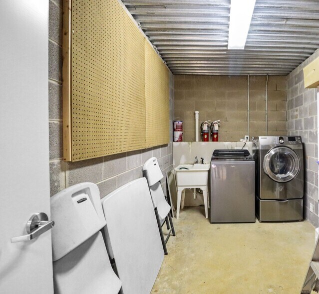 More Photos Of 14717 Friend Rd, Athens Manufacturing For Sale