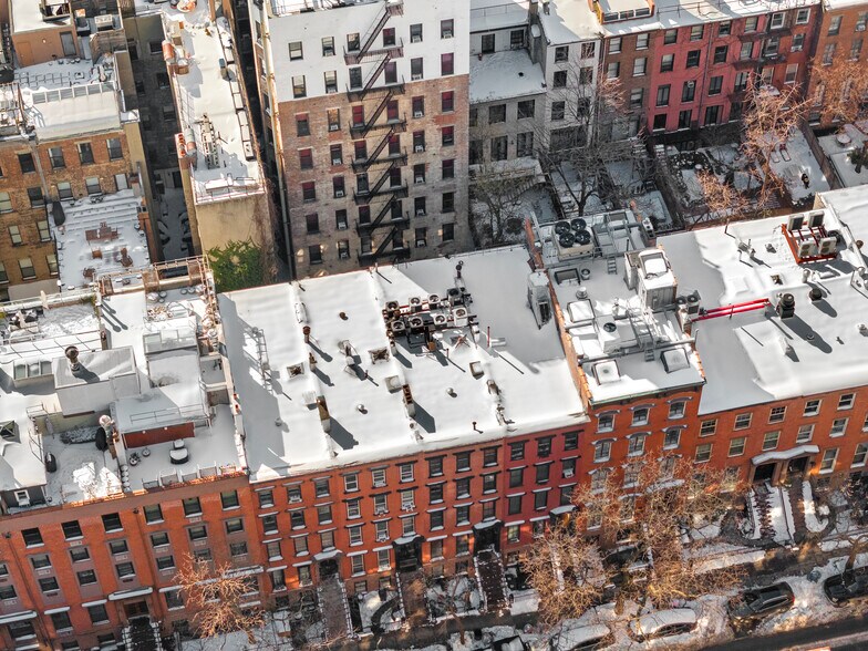 More Photos Of 222 E 18th St, New York Apartments For Sale