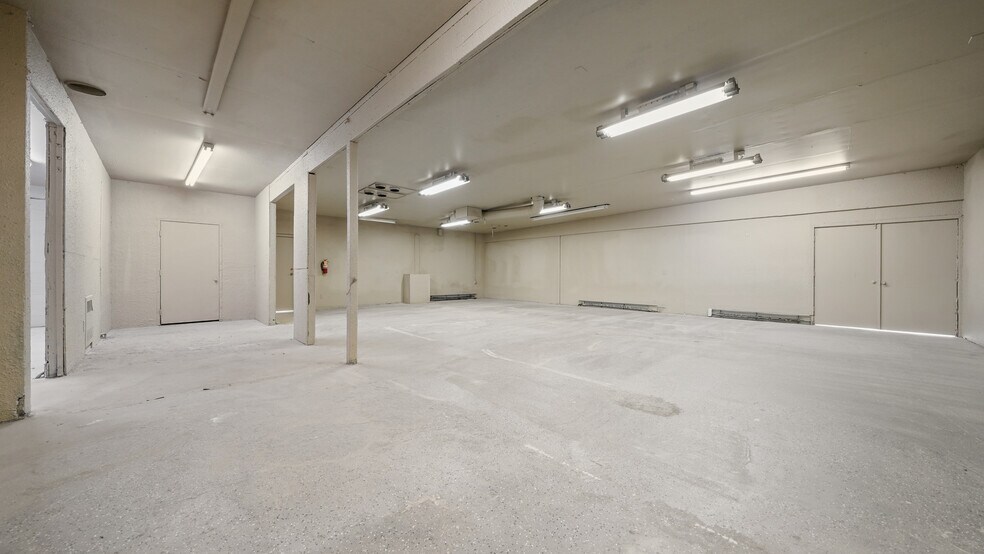 More Photos Of 3199 Hall Ave, Grand Junction Storefront Retail Office For Sale