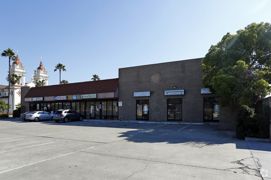 More Photos Of 1364-1370 E Santa Clara St, San Jose Storefront Retail Office For Lease