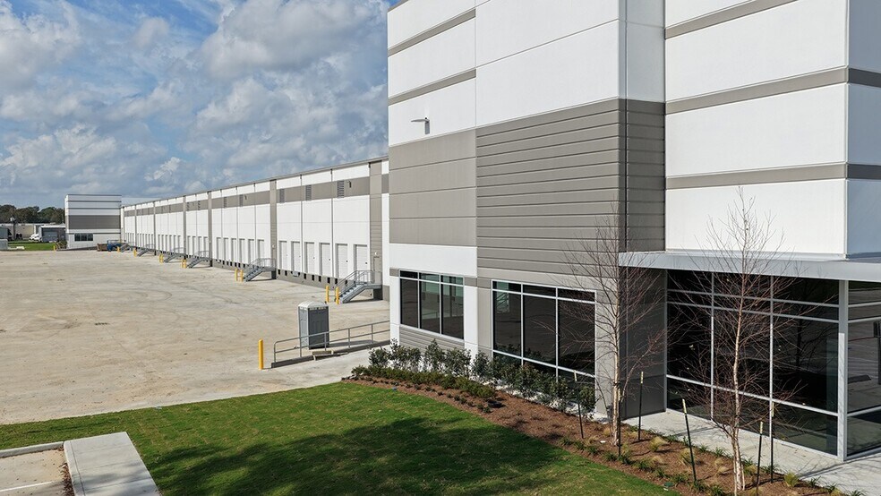 More Photos Of 10616 Tower Oaks Blvd, Houston Distribution For Sale