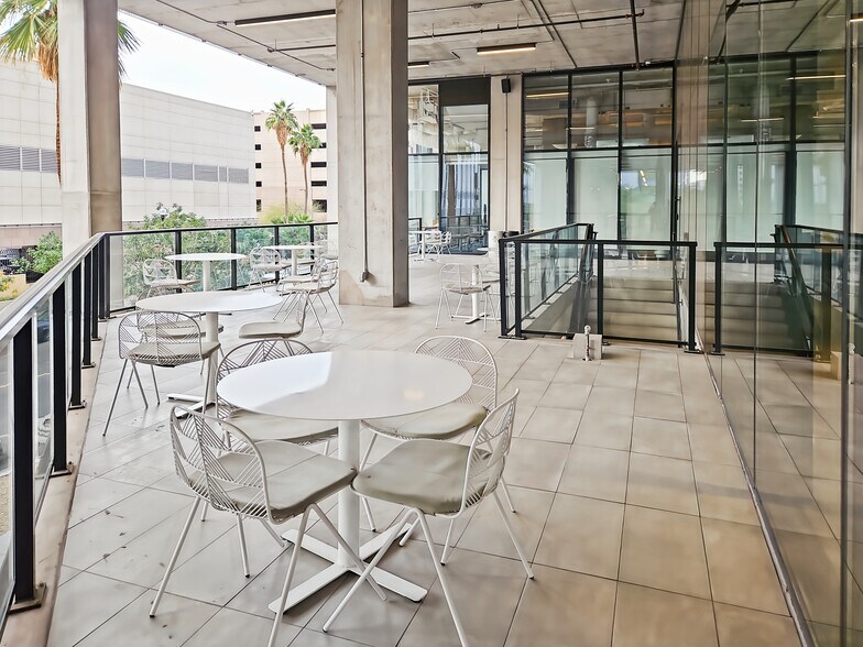 More Photos Of 200 W Monroe St, Phoenix Coworking Space