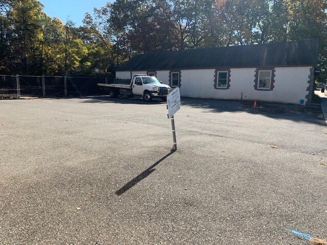 More Photos Of 1954 New York Ave, Huntington Station Office For Lease