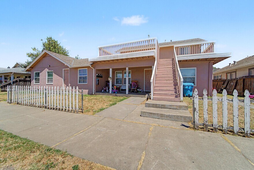 More Photos Of 1315 E St, Marysville Apartments For Sale
