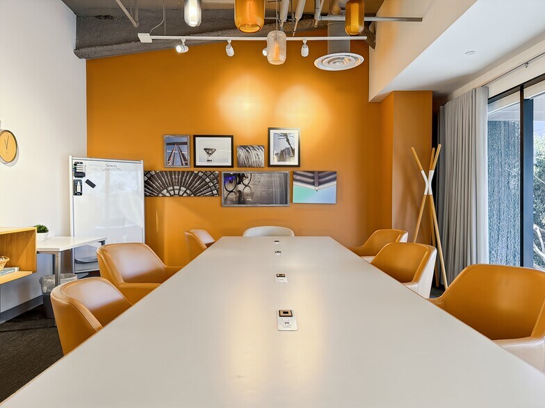 Primary Photo Of 145 S Fairfax Ave, Los Angeles Coworking Space