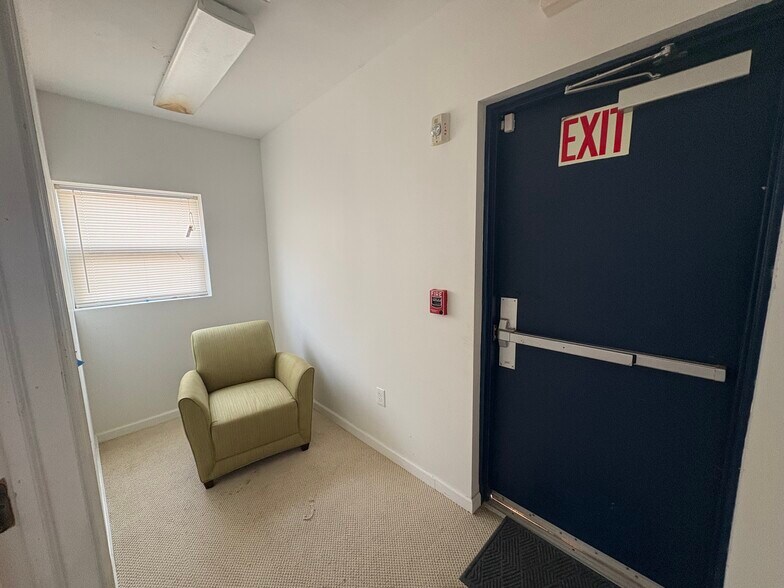 More Photos Of 1512 N French St, Wilmington Office For Sale