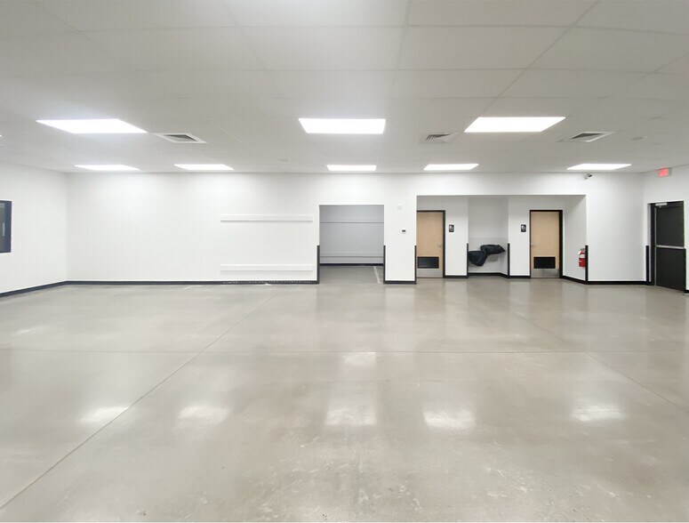 More Photos Of 1503 E Main St, Richmond Storefront For Lease