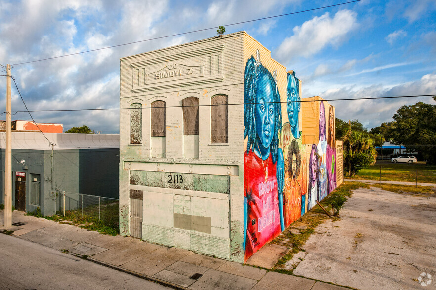 Primary Photo Of 2113 W Main St, Tampa Storefront For Lease