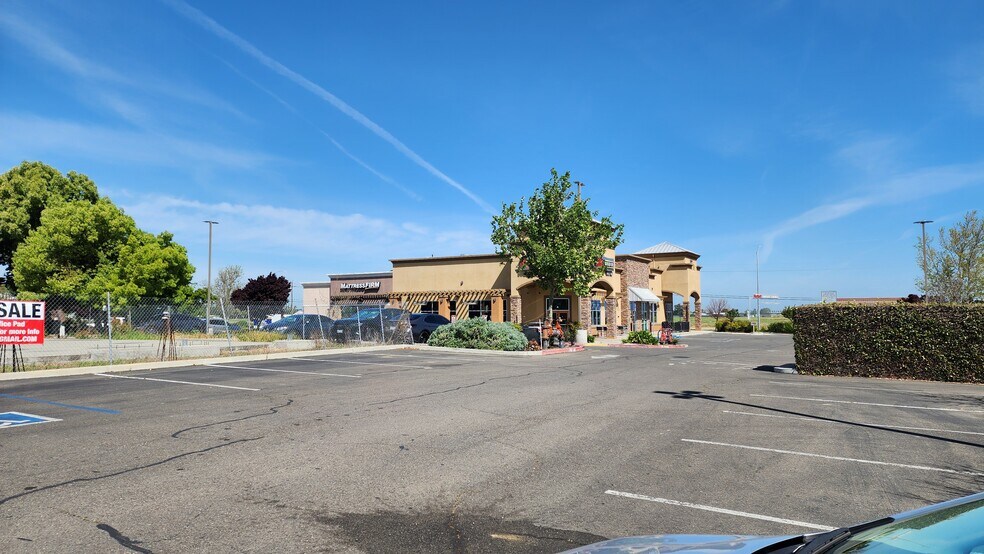 Primary Photo Of 1349 W Pacheco Blvd, Los Banos Land For Sale