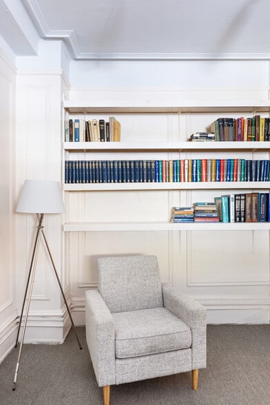 More Photos Of 151-161 W 86th St, New York Apartments For Sale