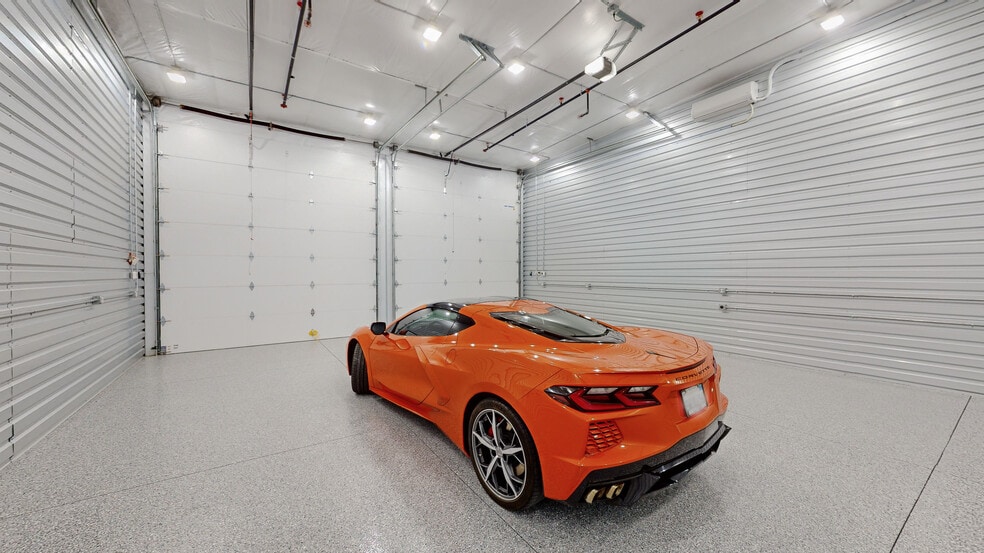 More Photos Of 49751 Oates Ln, Coachella Parking Garage For Sale