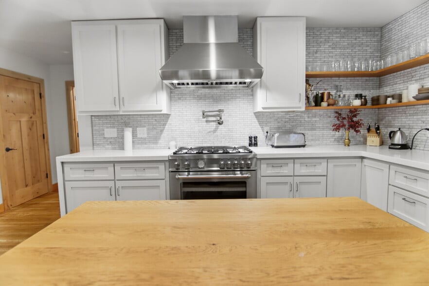 More Photos Of 107 Sacramento St, Nevada City Restaurant For Sale