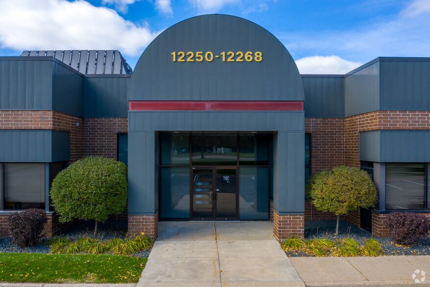 More Photos Of 12270-12274 Nicollet Ave, Burnsville Unknown For Lease