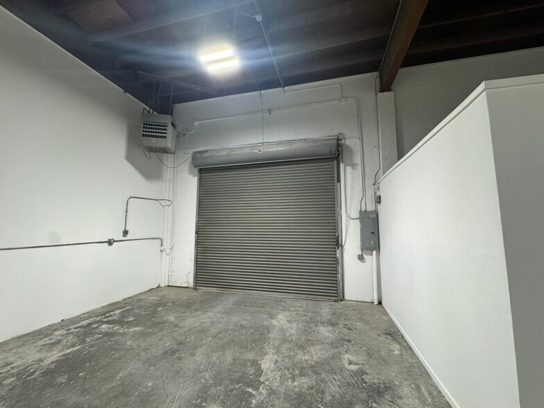 More Photos Of 25181-25197 Huntwood Ave, Hayward Warehouse For Lease