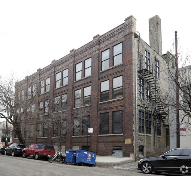 More Photos Of 1123 W Washington Blvd, Chicago Office For Sale