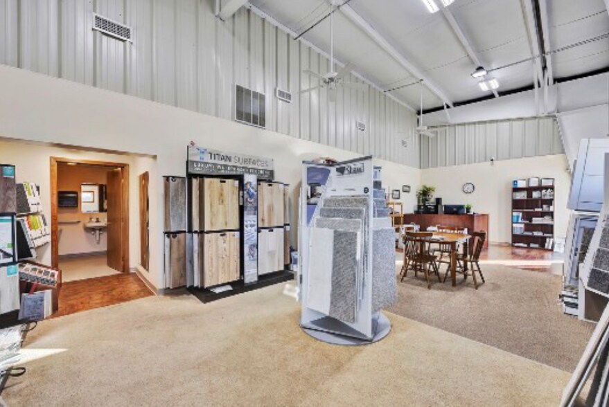 More Photos Of 510-520 S Main St, Monroe Warehouse For Lease