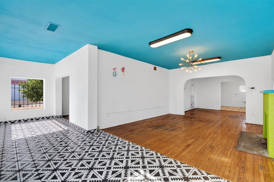 More Photos Of 3838 N 7th St, Phoenix Office For Lease