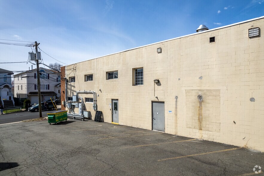 More Photos Of 230 Marion Ave, Linden Research And Development For Sale