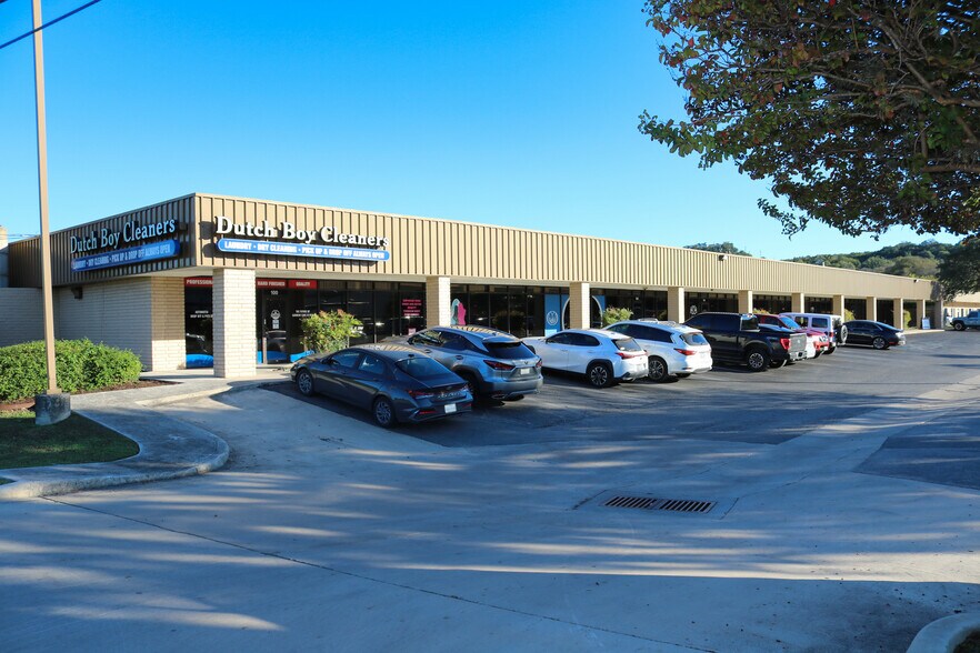 More Photos Of 24123 Boerne Stage Rd, San Antonio Unknown For Lease