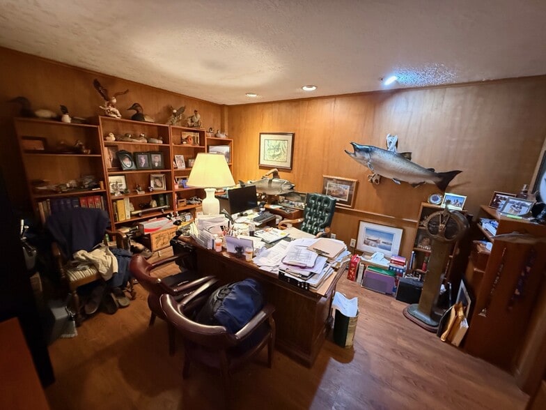 More Photos Of 1405 Pine St, Melbourne Medical For Sale