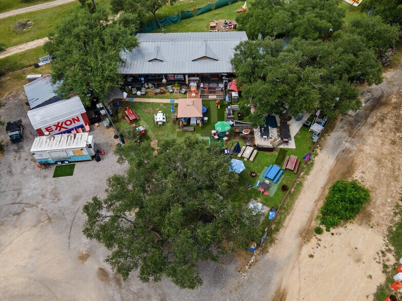 More Photos Of 33855 Blanco Rd, Bulverde Bar For Sale