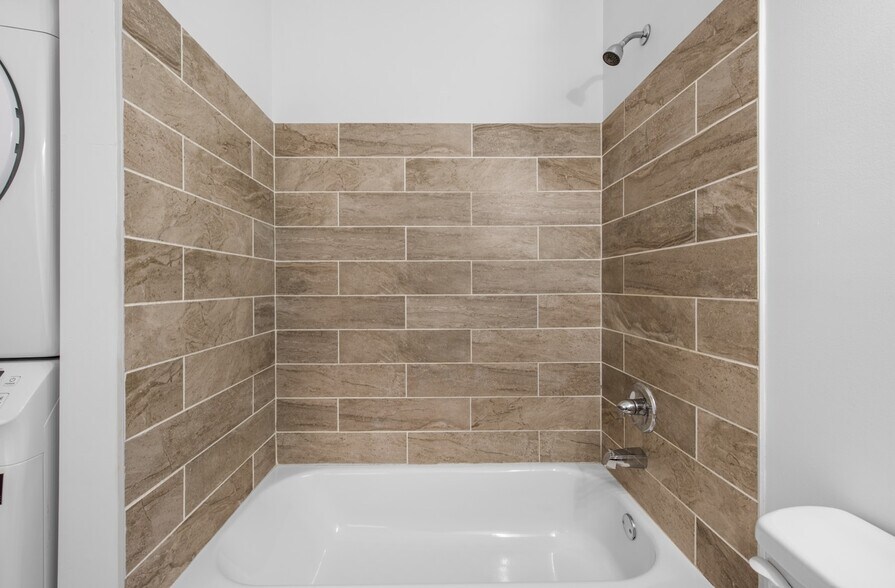 More Photos Of 601 N 39th St, Philadelphia Storefront Retail Residential For Sale