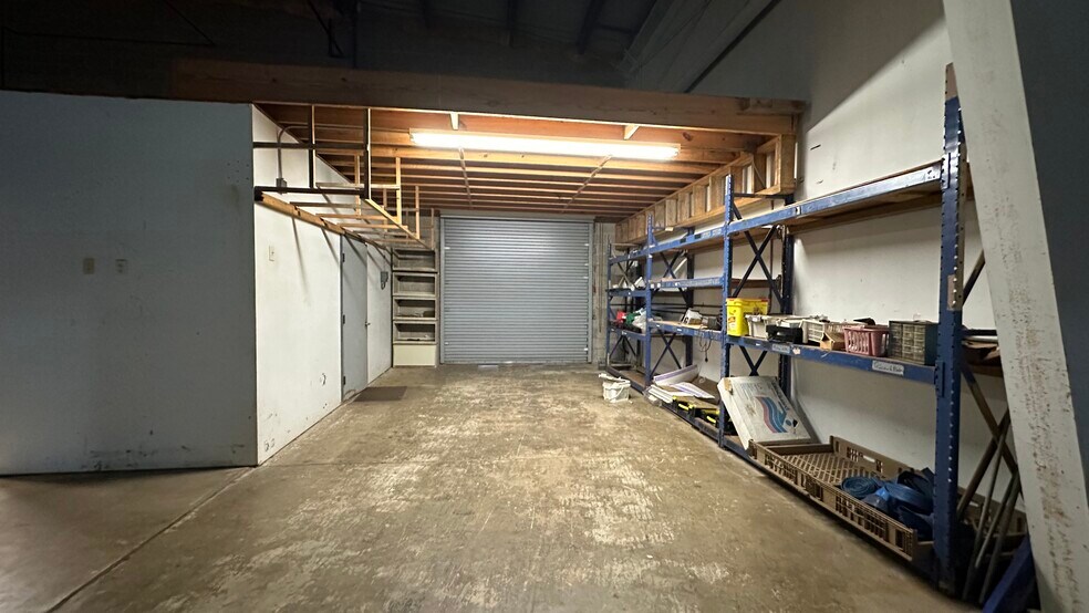 More Photos Of 2401 1/2 Empire, Bloomington General Retail For Sale