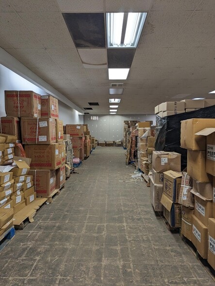 More Photos Of 43 E Bridge St, Spring City Unknown For Lease