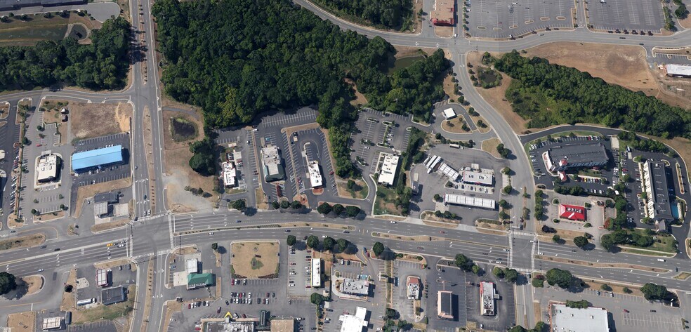 More Photos Of 807 England St, Ashland Fast Food For Lease