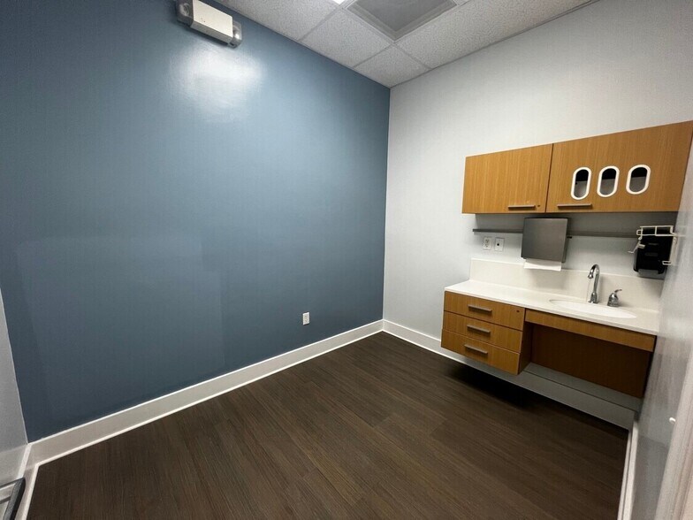 More Photos Of 601 N Congress Ave, Delray Beach Medical For Lease