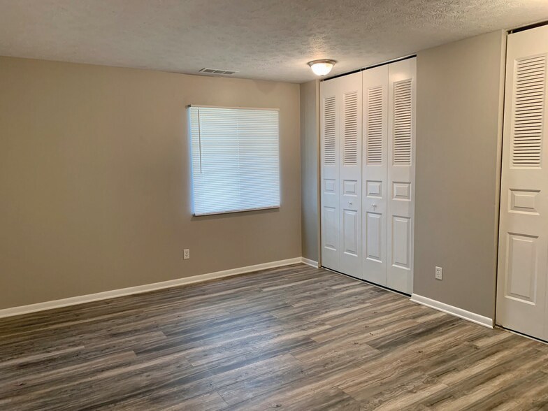 More Photos Of 4225 Middlebranch Ave NE, Canton Apartments For Sale