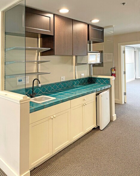 More Photos Of 2014 Shattuck Ave, Berkeley Office For Lease