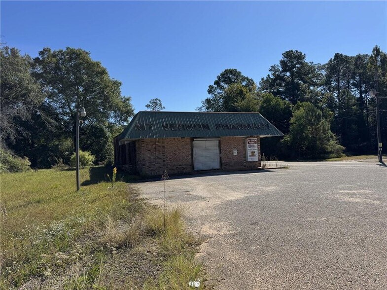 More Photos Of 19390 Highway 43, Mount Vernon Office For Sale