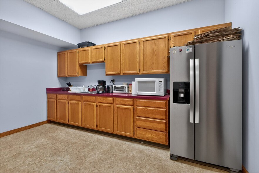 More Photos Of 4350 Pacific Hwy, Bellingham Industrial For Sale