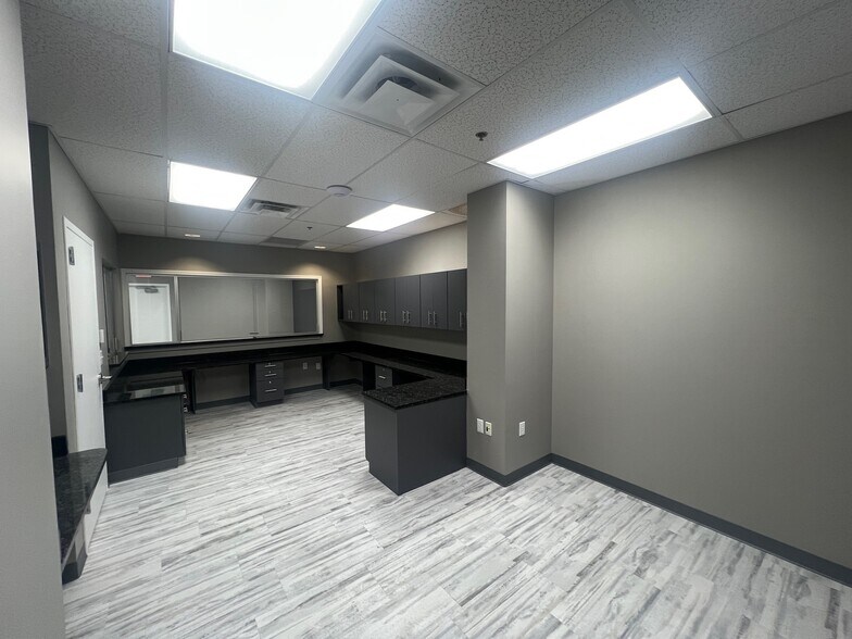 More Photos Of 4260 Glendale Milford Rd, Blue Ash Medical For Lease