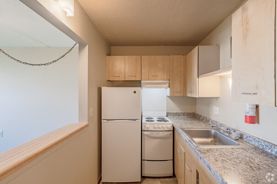 More Photos Of 1270 Electric Ave, Lincoln Park Apartments For Sale