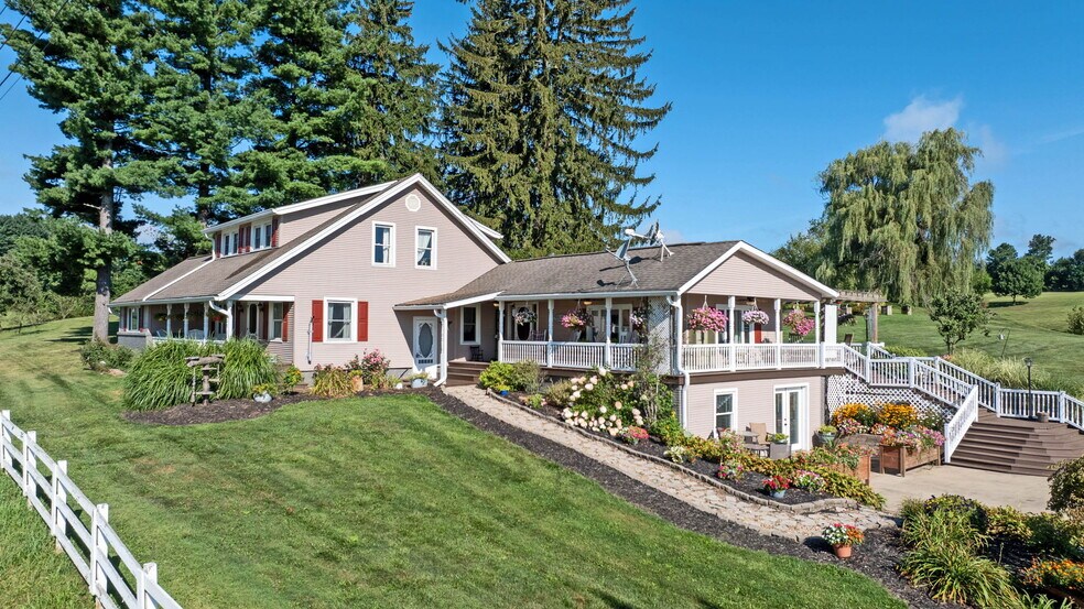 More Photos Of 5643 Yankee St, Fredericktown Specialty For Sale